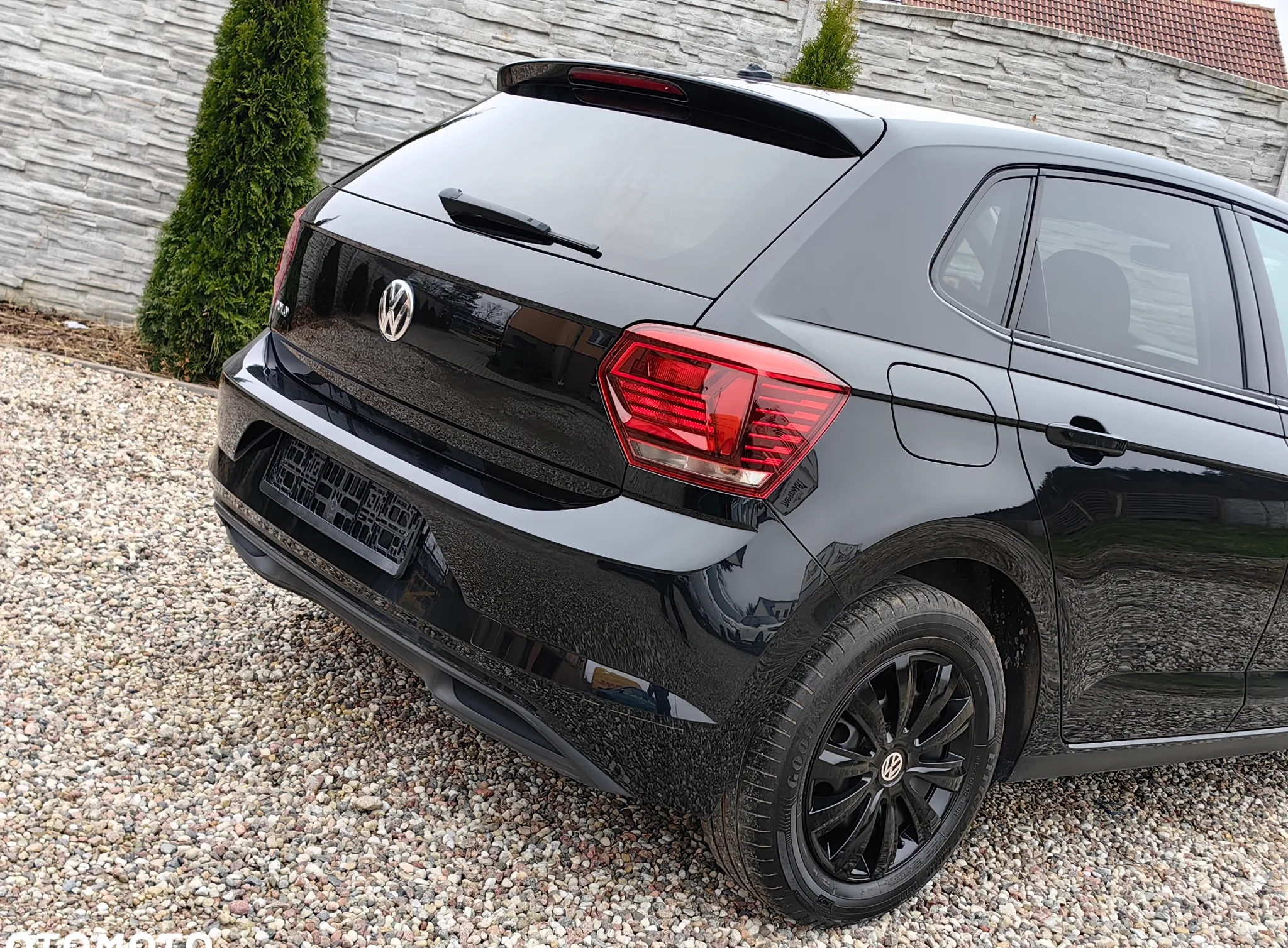 Volkswagen Polo cena 32900 przebieg: 112000, rok produkcji 2018 z Dąbrowa Górnicza małe 742